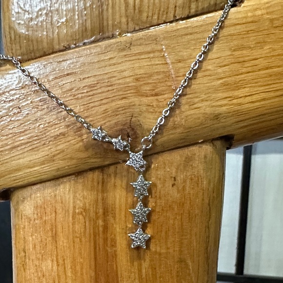 Source Unknown Jewelry - Dazzling Crystal Silver Star Chain Necklace NEW ✨⭐️⭐️